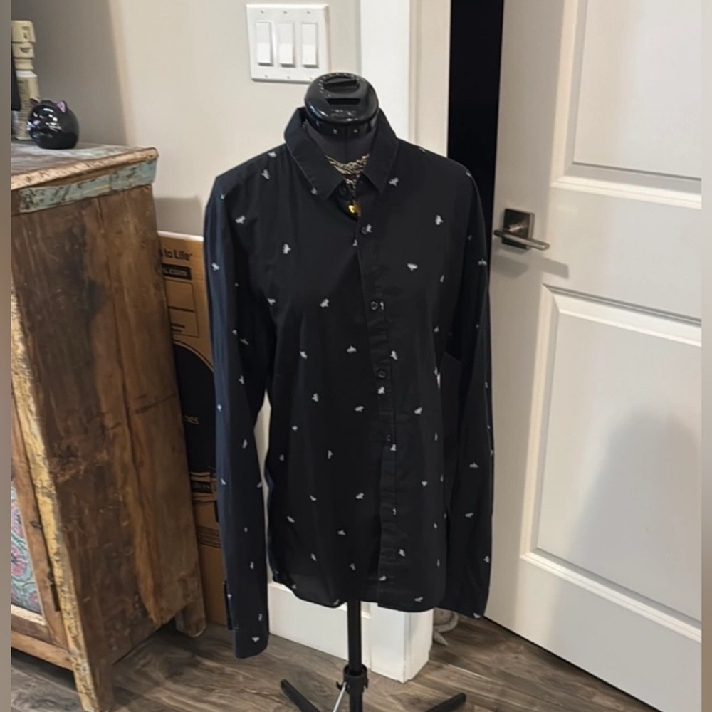 Hugo boss “bee” embroidery Black Button-Up Men's Shirt - sz med